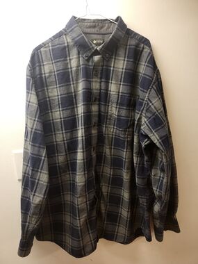 Haggar Navy & Gray Plaid Button-Down Shirt